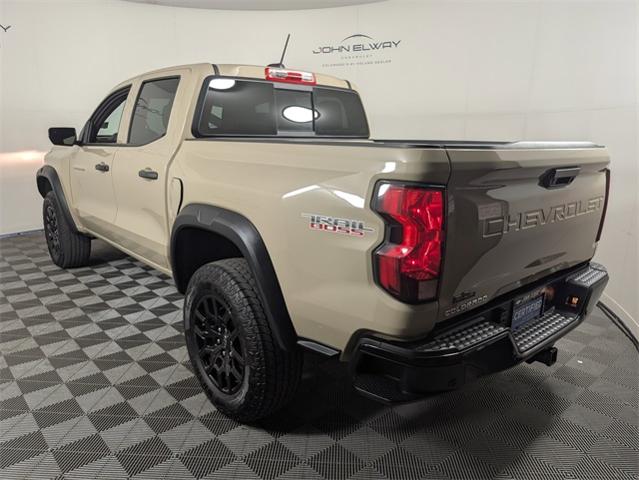 2024 Chevrolet Colorado Vehicle Photo in ENGLEWOOD, CO 80113-6708