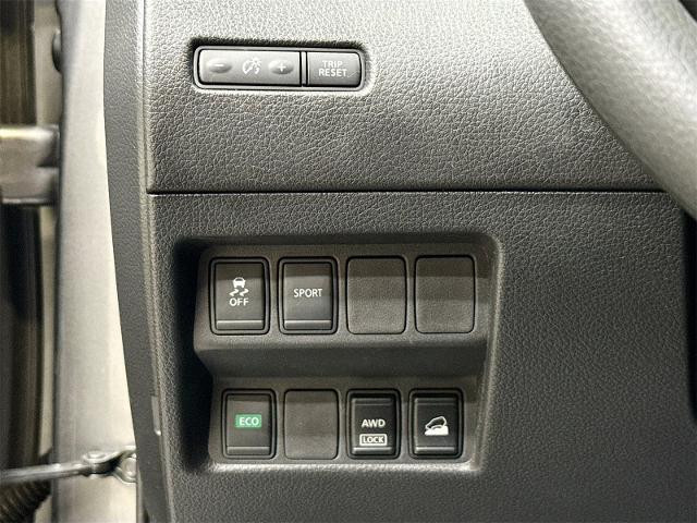 2015 Nissan Rogue Vehicle Photo in EVERETT, WA 98203-5662