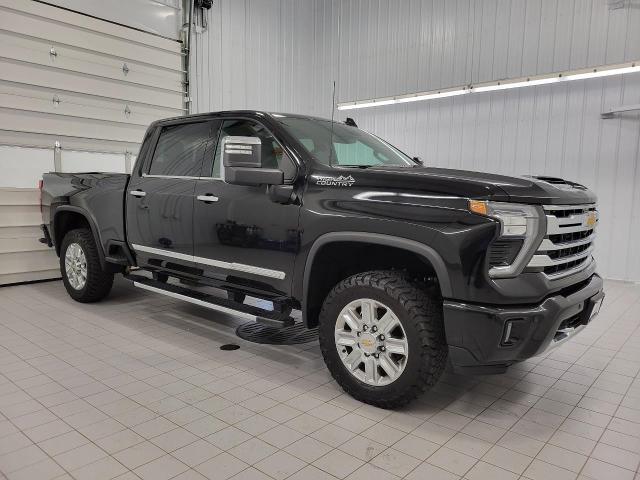 2024 Chevrolet Silverado 2500 HD Vehicle Photo in APPLETON, WI 54914-4656