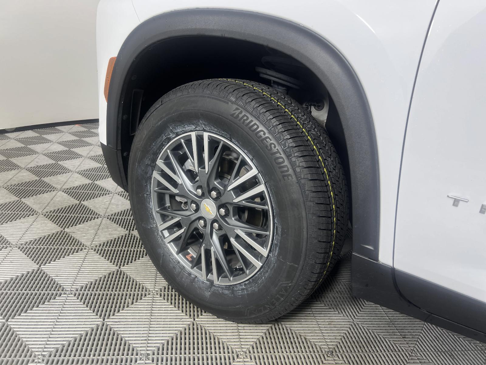 2024 Chevrolet Traverse Vehicle Photo in GEORGETOWN, TX 78626-7508