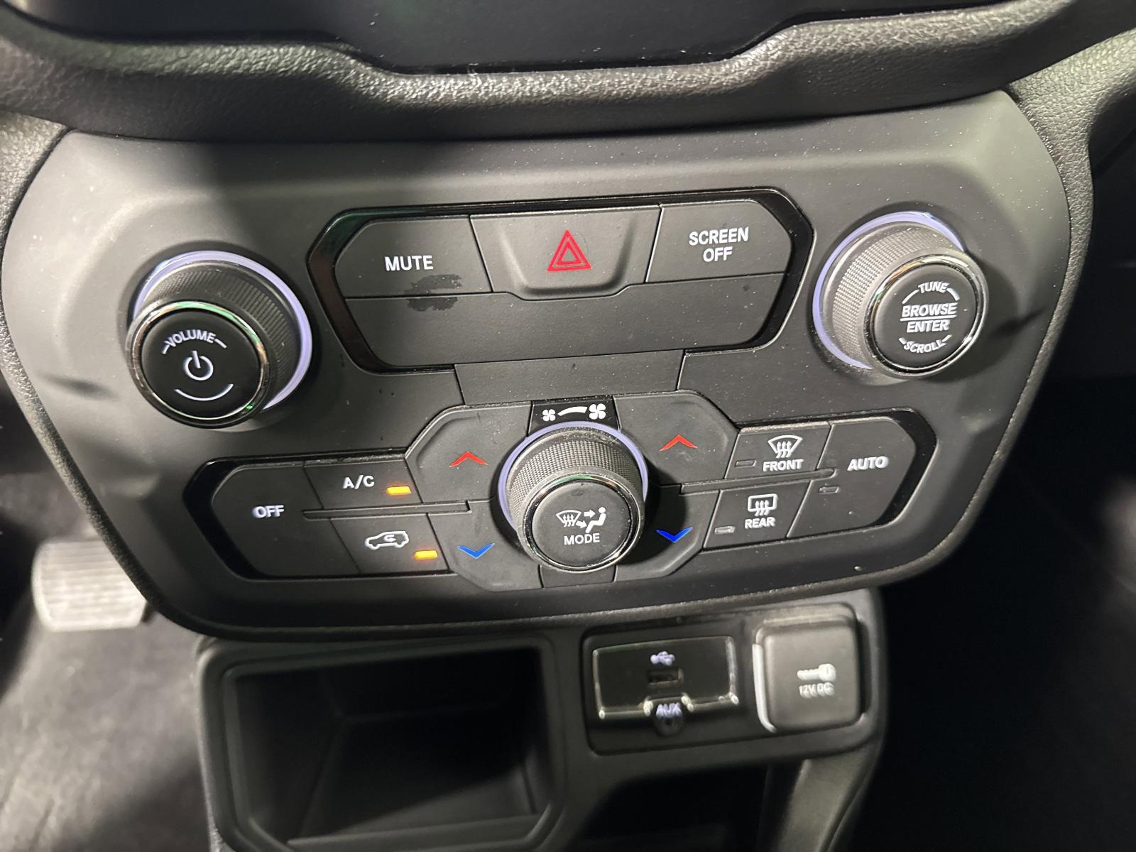 2018 Jeep Renegade Vehicle Photo in GEORGETOWN, TX 78626-7508