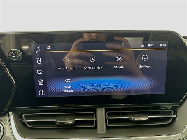 2025 Chevrolet Trax Vehicle Photo in PUYALLUP, WA 98371-4149