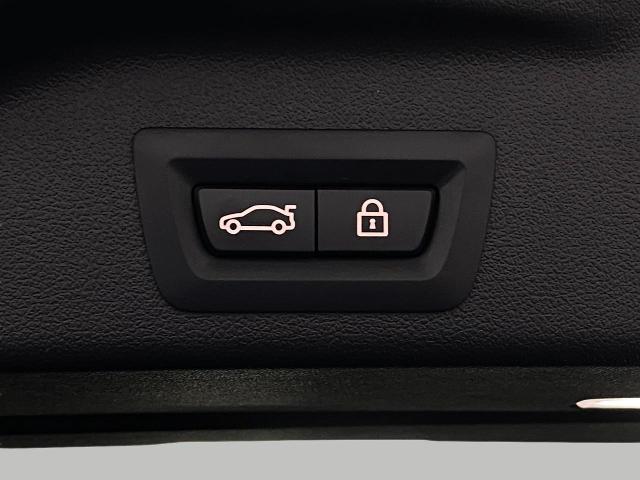 2022 BMW X5 xDrive45e Vehicle Photo in Appleton, WI 54913