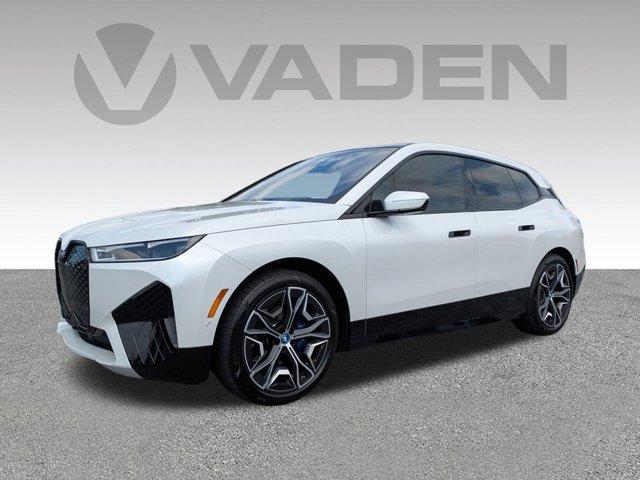 2025 BMW iX Vehicle Photo in BRUNSWICK, GA 31525-1881