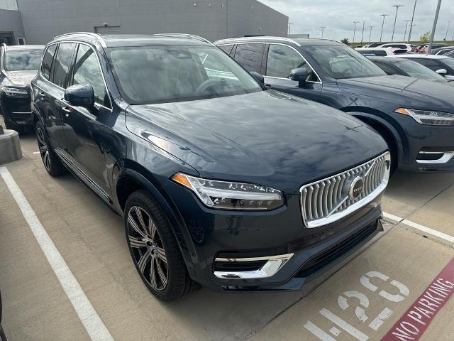 2025 Volvo XC90 Vehicle Photo in Grapevine, TX 76051