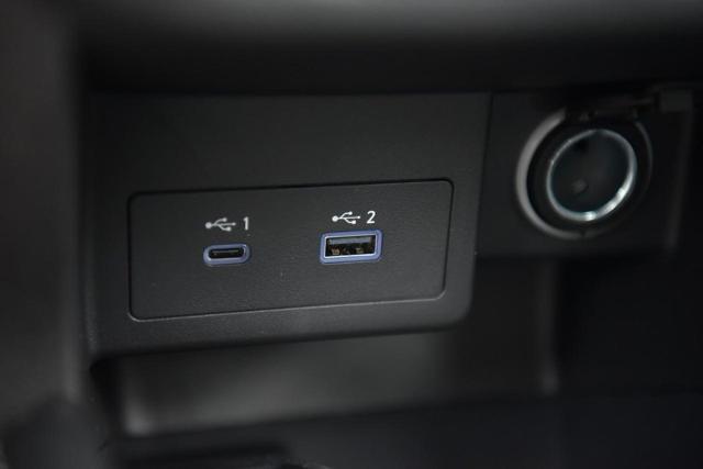2024 Nissan Kicks Vehicle Photo in Ballwin, MO 63011
