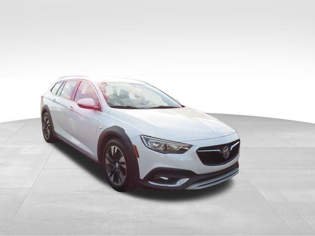 2019 Buick Regal TourX Vehicle Photo in DELRAY BEACH, FL 33483-3294