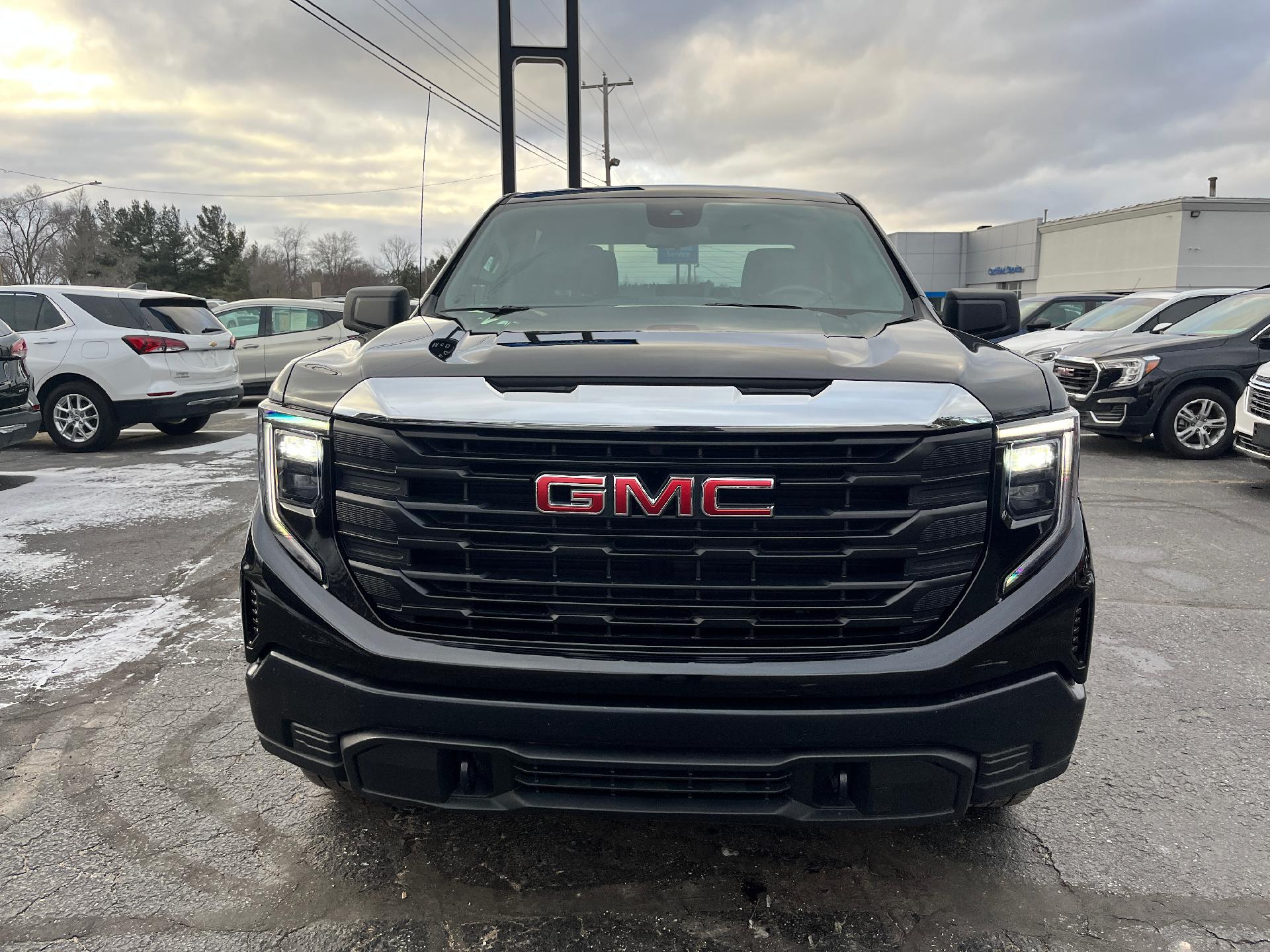 Used 2022 GMC Sierra 1500 Pro with VIN 1GTPUAEK3NZ514592 for sale in Clare, MI