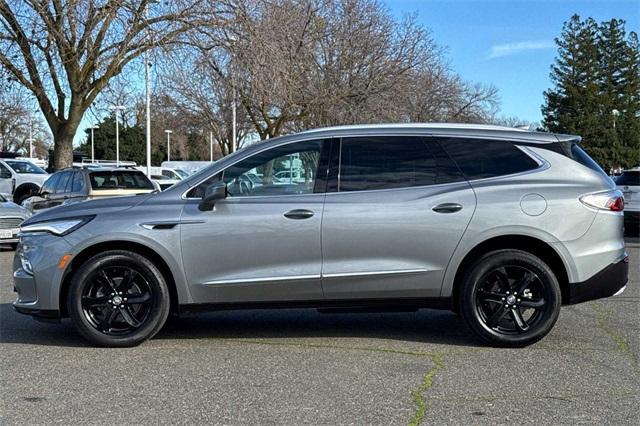 2024 Buick Enclave Vehicle Photo in ELK GROVE, CA 95757-8703