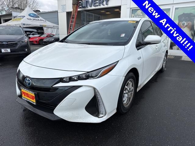 2018 Toyota Prius Prime Vehicle Photo in Puyallup, WA 98371