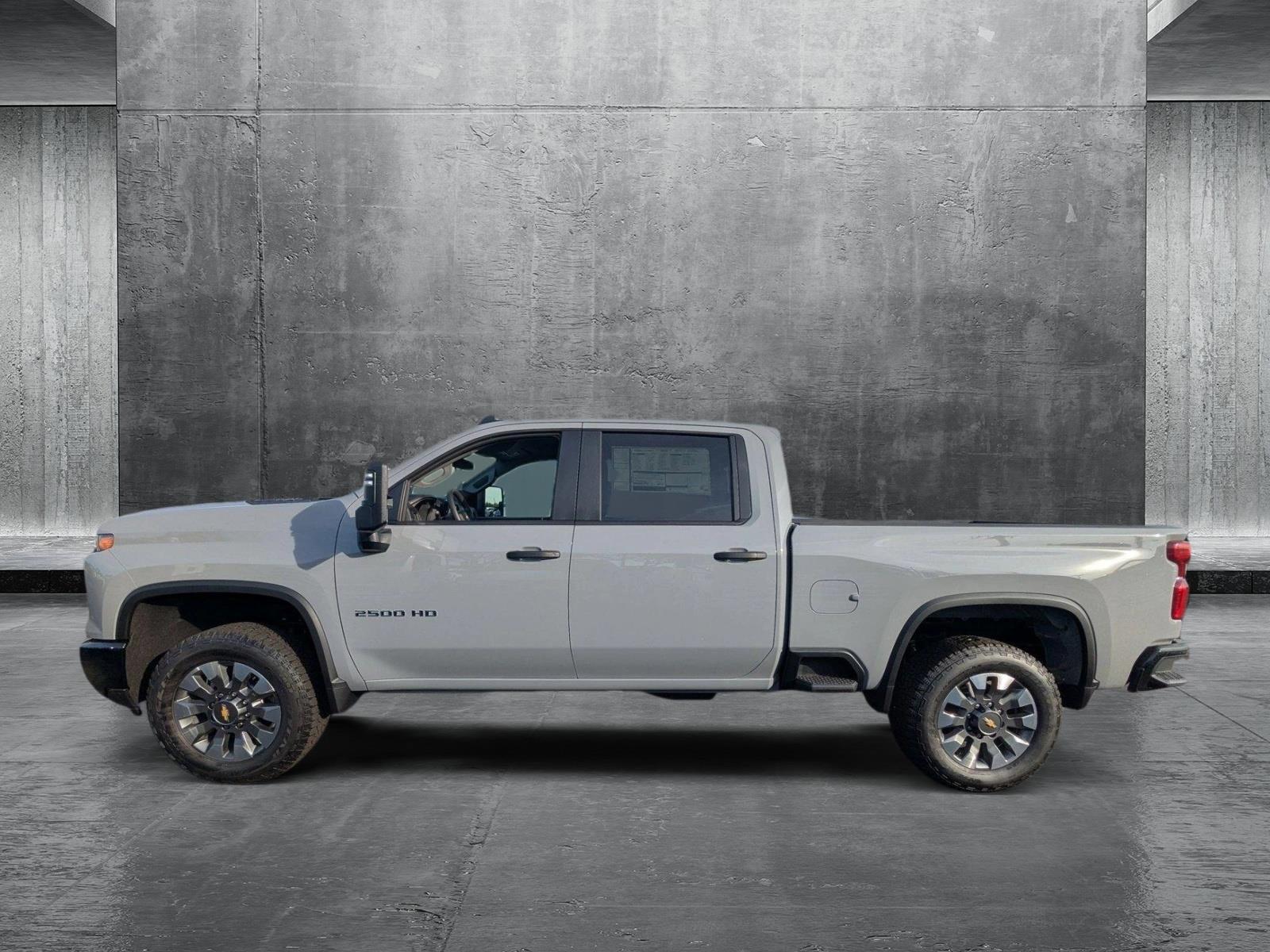 2025 Chevrolet Silverado 2500 HD Vehicle Photo in GREENACRES, FL 33463-3207