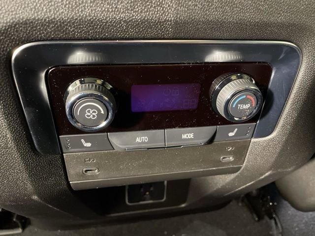 2025 Chevrolet Tahoe Vehicle Photo in PHOENIX, AZ 85014-3381