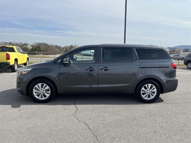 2016 Kia Sedona Vehicle Photo in ALCOA, TN 37701-3235