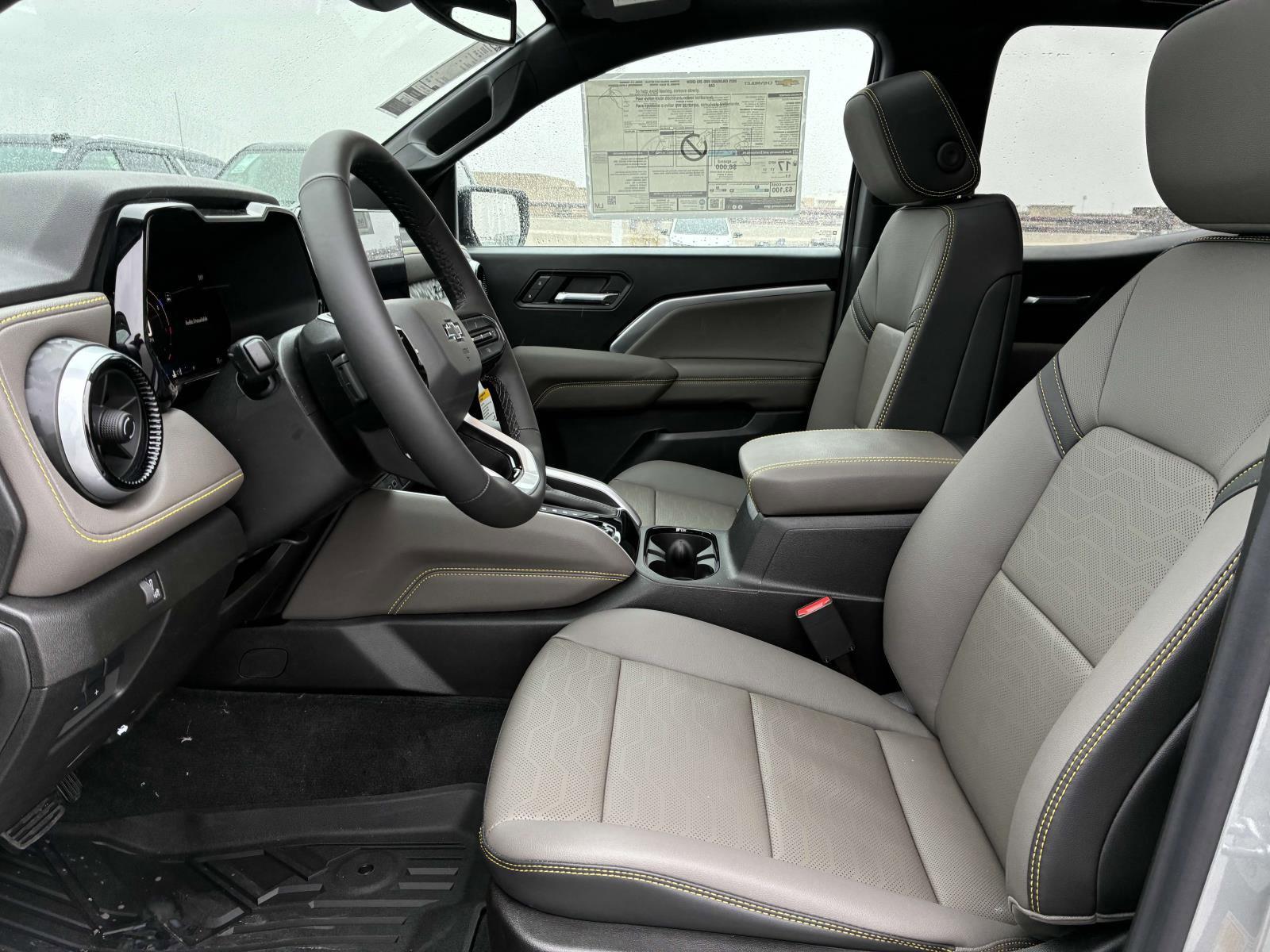 2025 Chevrolet Colorado Vehicle Photo in LOS ANGELES, CA 90007-3794