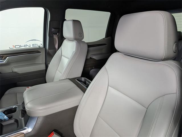 2024 Chevrolet Silverado 1500 Vehicle Photo in ENGLEWOOD, CO 80113-6708