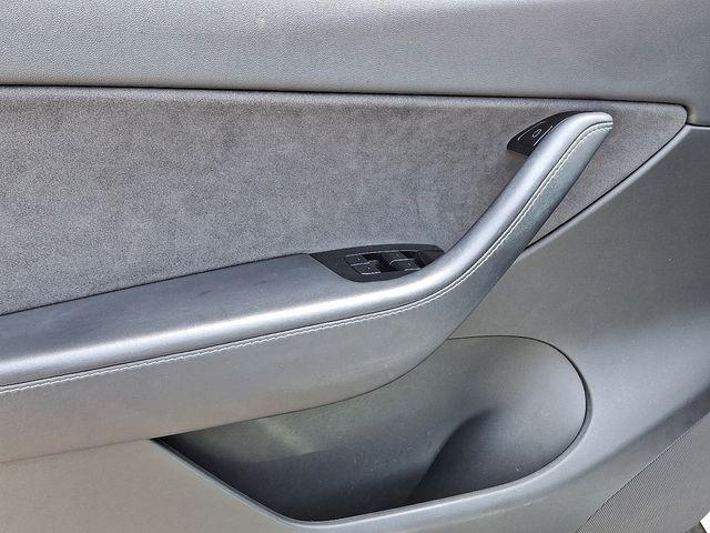 2020 Tesla Model Y Vehicle Photo in DANBURY, CT 06810-5034