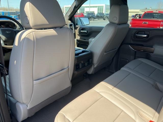 2019 Chevrolet Silverado 1500 Vehicle Photo in GREEN BAY, WI 54304-5303