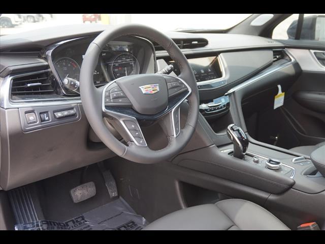2025 Cadillac XT5 Vehicle Photo in TAMPA, FL 33612-3404