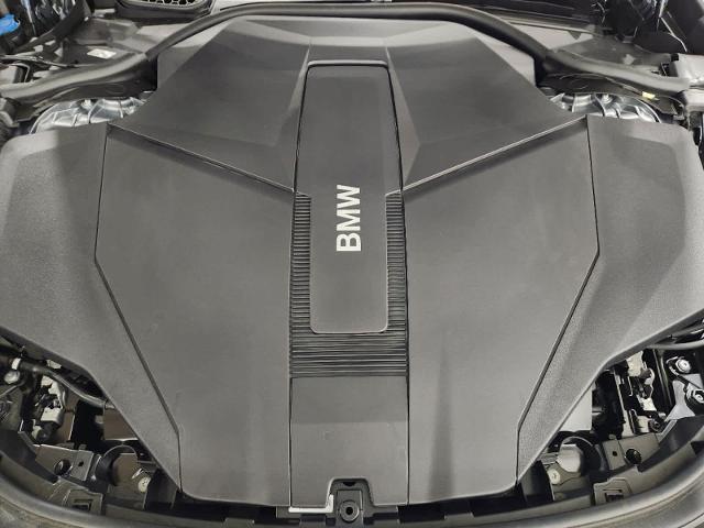 2025 BMW i7 Vehicle Photo in GRAPEVINE, TX 76051