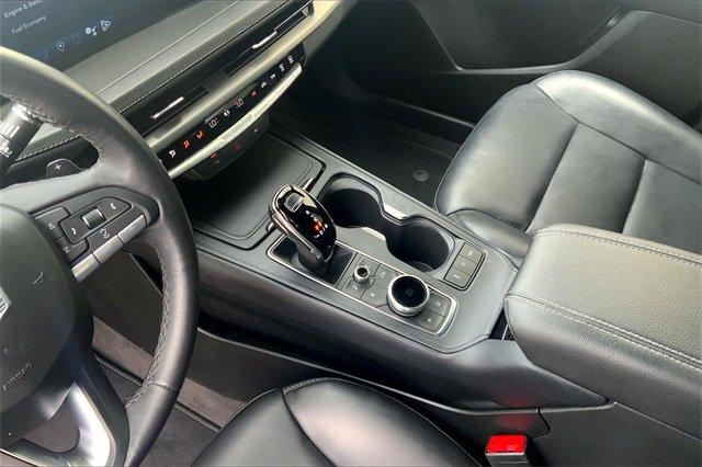 2024 Cadillac XT4 Vehicle Photo in TOPEKA, KS 66609-0000