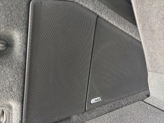 2022 Cadillac Escalade Vehicle Photo in MANHATTAN, KS 66502-5036