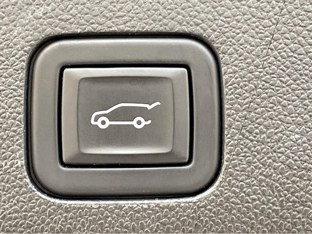 2023 Chevrolet Suburban Vehicle Photo in POOLER, GA 31322-3252