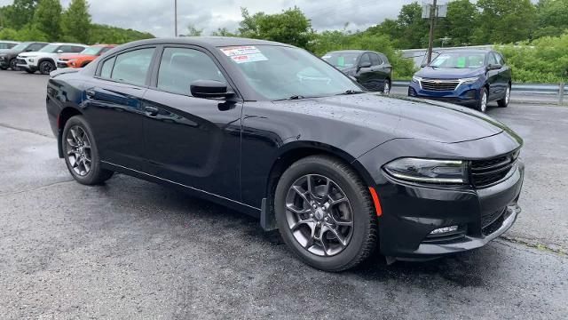 2018 Dodge Charger Vehicle Photo in MOON TOWNSHIP, PA 15108-2571