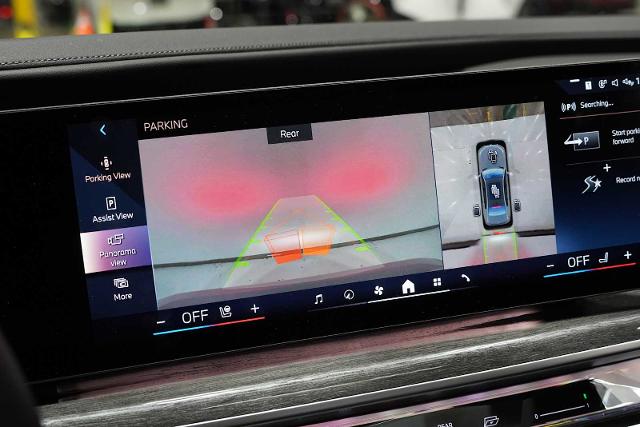 2023 BMW 760i xDrive Vehicle Photo in GRAPEVINE, TX 76051