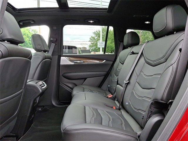 2024 Cadillac XT6 Vehicle Photo in ALLENTOWN, PA 18103-7399