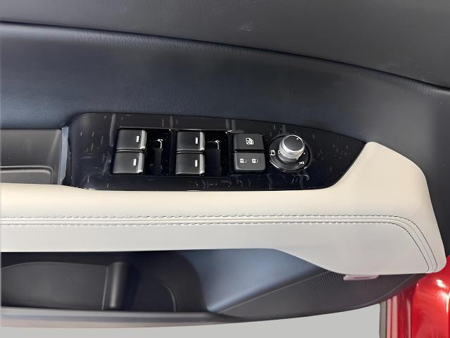 2025 Mazda CX-5 Vehicle Photo in Green Bay, WI 54304
