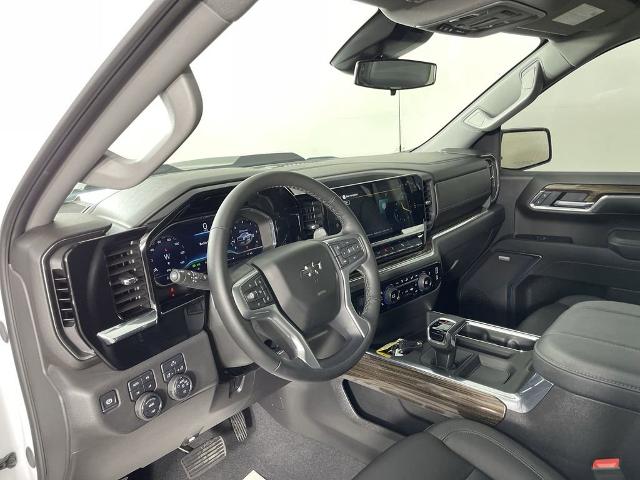 2025 Chevrolet Silverado 1500 Vehicle Photo in GILBERT, AZ 85297-0402