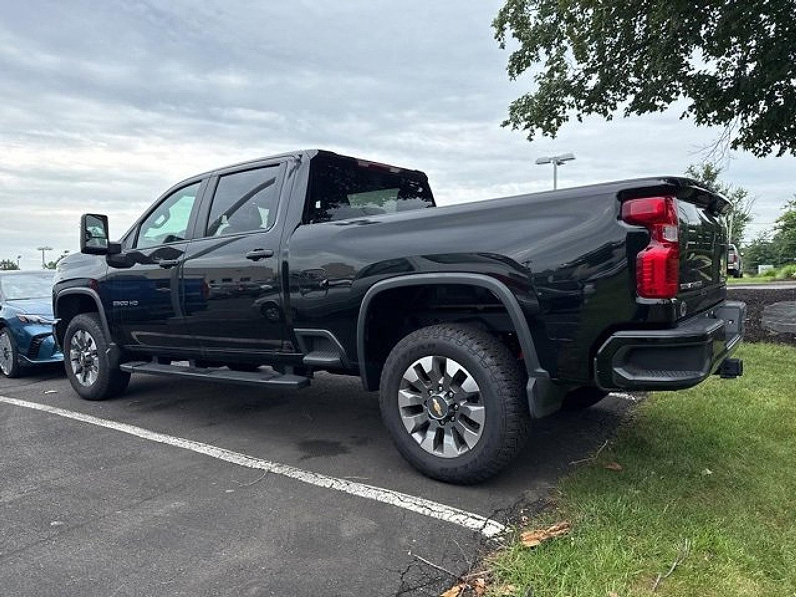 2024 Chevrolet Silverado 2500 HD Vehicle Photo in Trevose, PA 19053