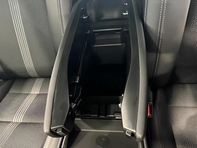 2025 Mazda CX-50 Vehicle Photo in Green Bay, WI 54304