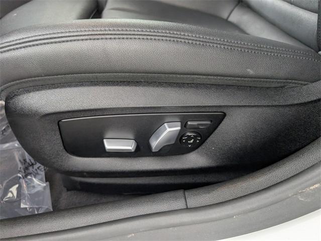 2019 BMW 530i xDrive Vehicle Photo in ENGLEWOOD, CO 80113-6708