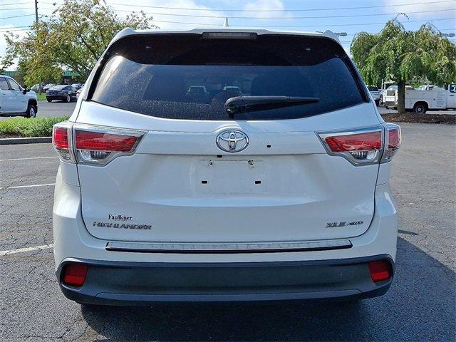 2016 Toyota Highlander Vehicle Photo in LANCASTER, PA 17601-0000