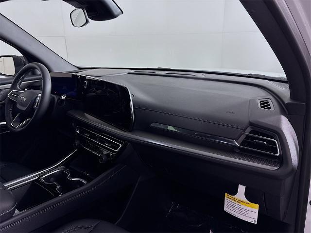 2025 Chevrolet Traverse Vehicle Photo in PUYALLUP, WA 98371-4149