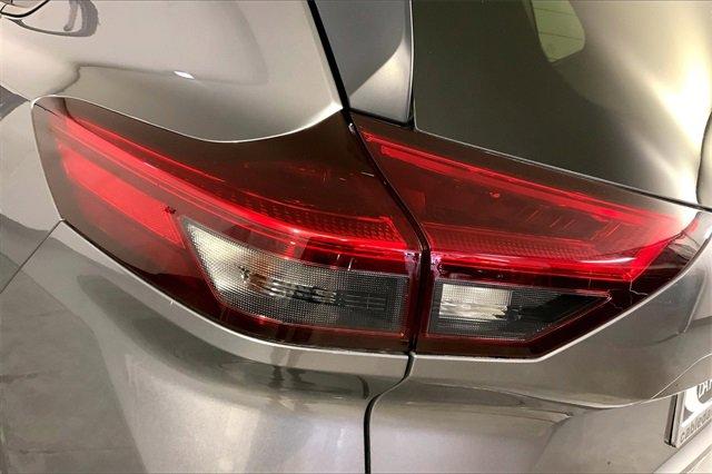 2024 Nissan Rogue Vehicle Photo in KANSAS CITY, MO 64114-4502