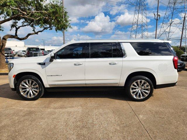 2022 GMC Yukon XL Vehicle Photo in SUGAR LAND, TX 77478-0000