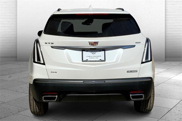 2025 Cadillac XT5 Vehicle Photo in KANSAS CITY, MO 64114-4545