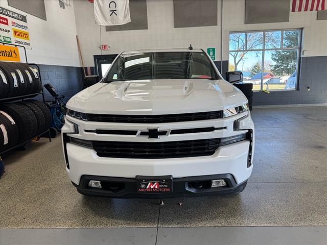 Used 2022 Chevrolet Silverado 1500 Limited RST with VIN 1GCUYEEL3NZ233884 for sale in Plymouth, WI