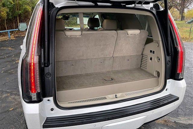 2018 Cadillac Escalade Vehicle Photo in INDEPENDENCE, MO 64055-1314