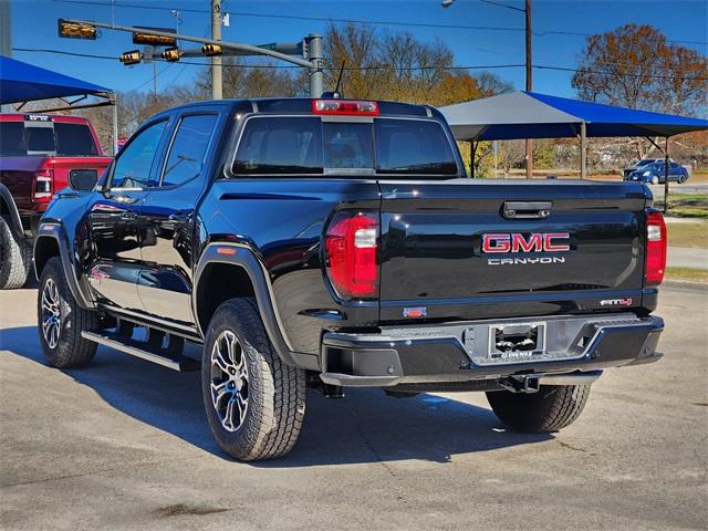 2024 GMC Canyon Vehicle Photo in GAINESVILLE, TX 76240-2013