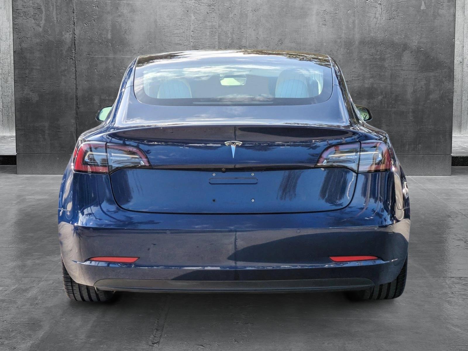 2018 Tesla Model 3 Vehicle Photo in Coconut Creek, FL 33073