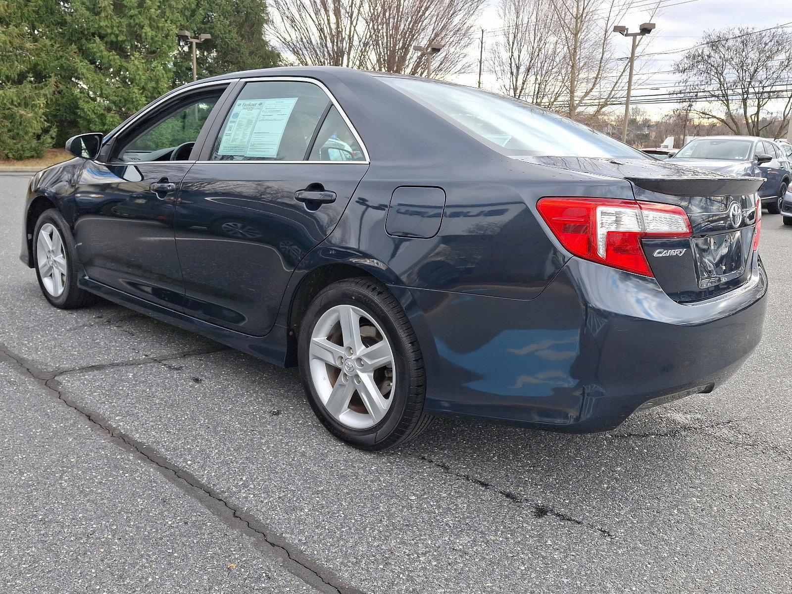 2014 Toyota Camry Vehicle Photo in BETHLEHEM, PA 18017