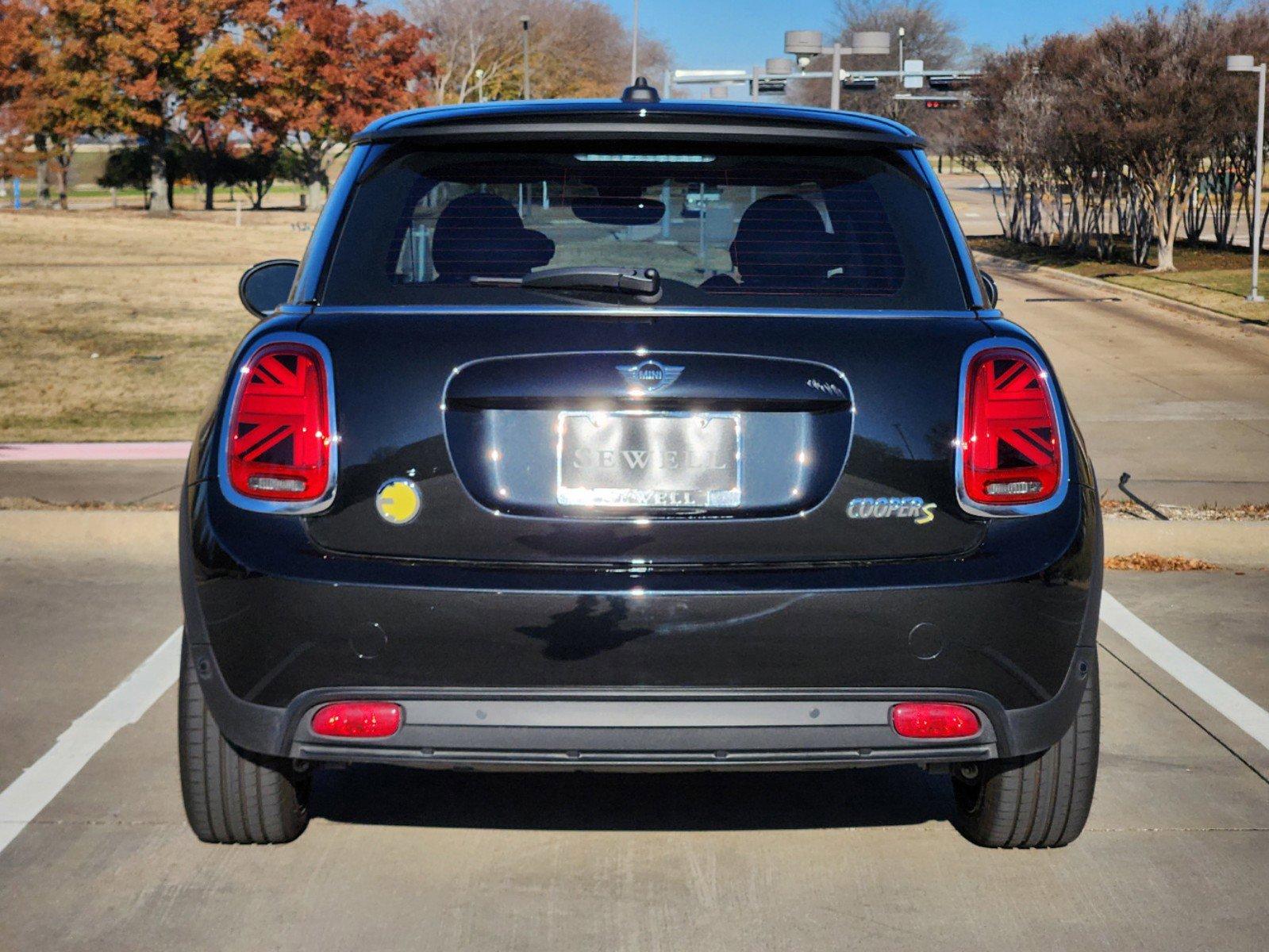 2024 MINI Electric Hardtop 2 Door Vehicle Photo in PLANO, TX 75024