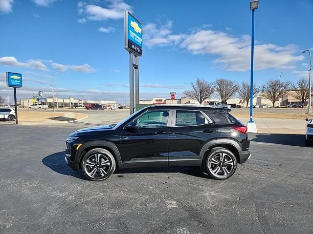 2025 Chevrolet Trailblazer Vehicle Photo in HAYS, KS 67601-1994