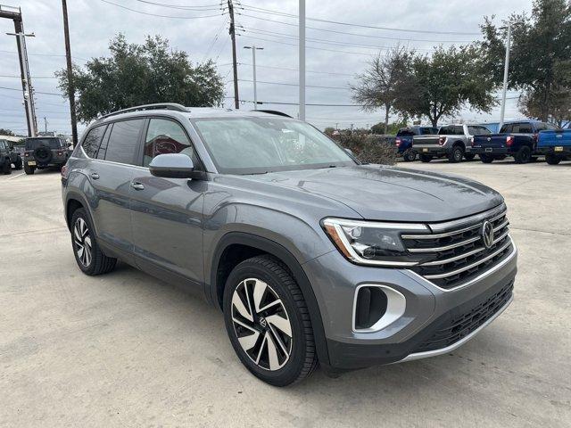 2024 Volkswagen Atlas Vehicle Photo in San Antonio, TX 78209