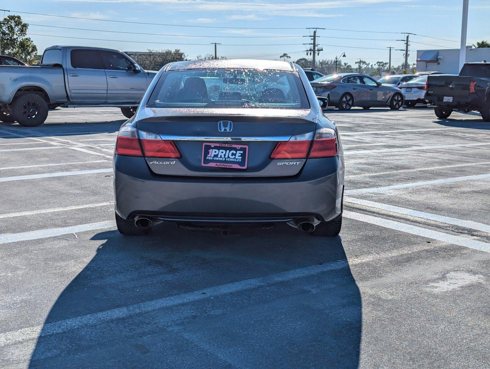 2015 Honda Accord Sedan Vehicle Photo in Ft. Myers, FL 33907