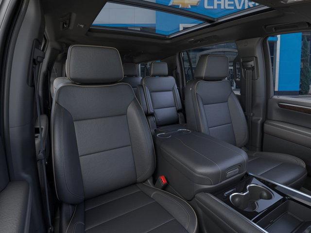 2025 Chevrolet Suburban Vehicle Photo in SUGAR LAND, TX 77478-0000