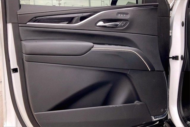 2023 Cadillac Escalade ESV Vehicle Photo in KANSAS CITY, MO 64114-4545